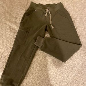 Figs scrubs heather olive Zamora 2.0 joggers xsp